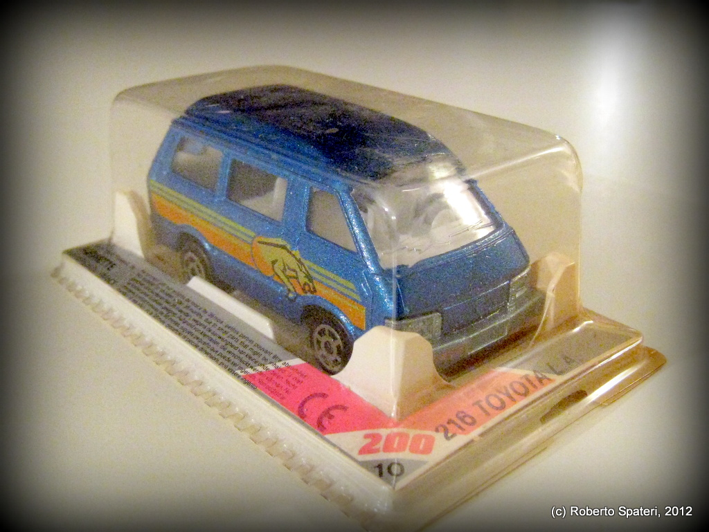 Majorette Toyota Lite Ace (n.216)